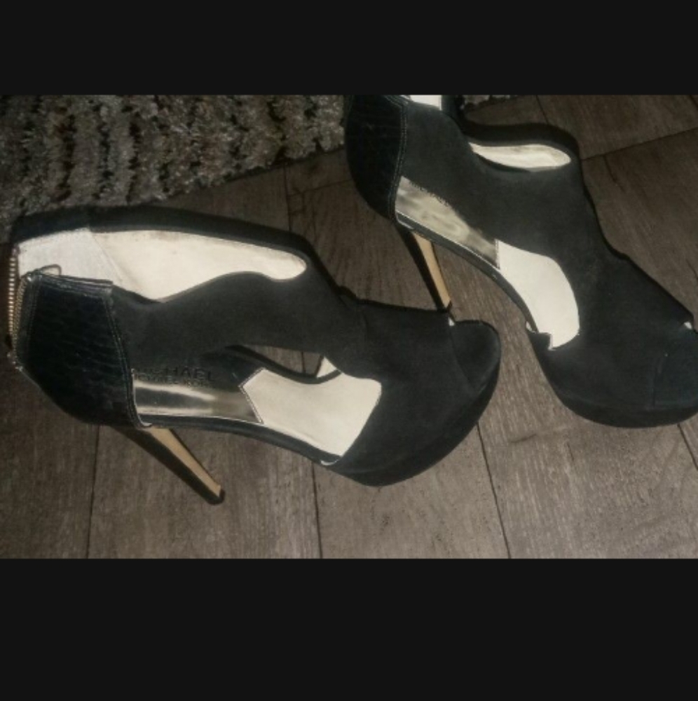 MK Heels